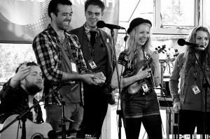 Michael Cassidy leading the audience in a Dancing in the Dark
