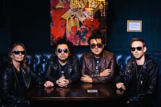 Falling Doves to play Tooth & Claw May 2022